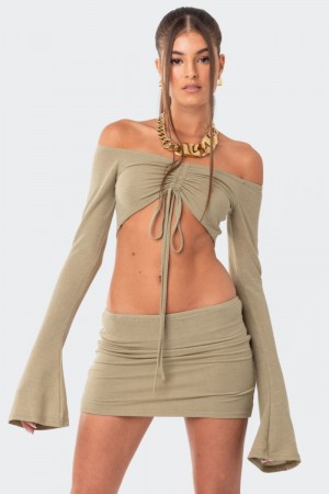 Edikted Kirby Gathered Off The Shoulder Crop Tops Olive | USA QQ529192N1