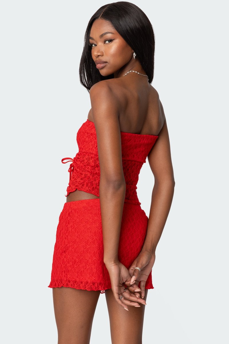 Edikted Amara Asymmetric Textured Lace Tube Strapless Tops Red | USA NO636113G7