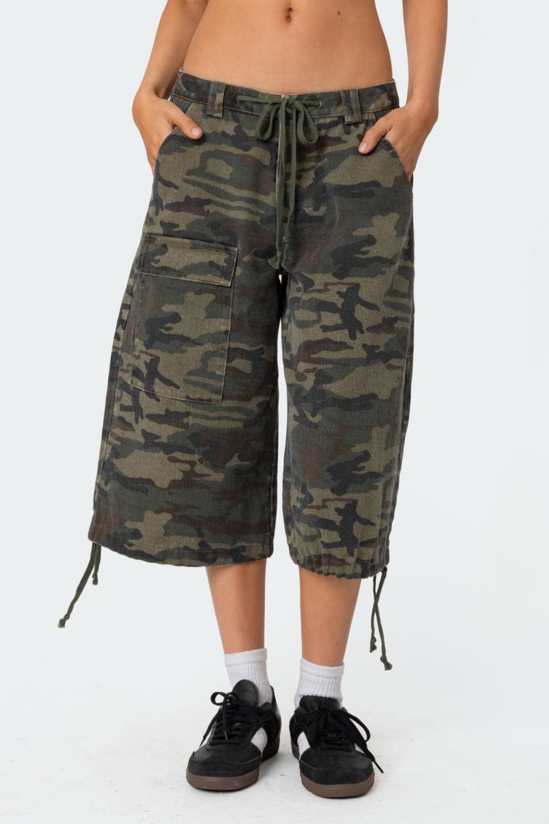 Edikted Camo Cargo Bermuda Shorts Olive | USA UQ494719Z8