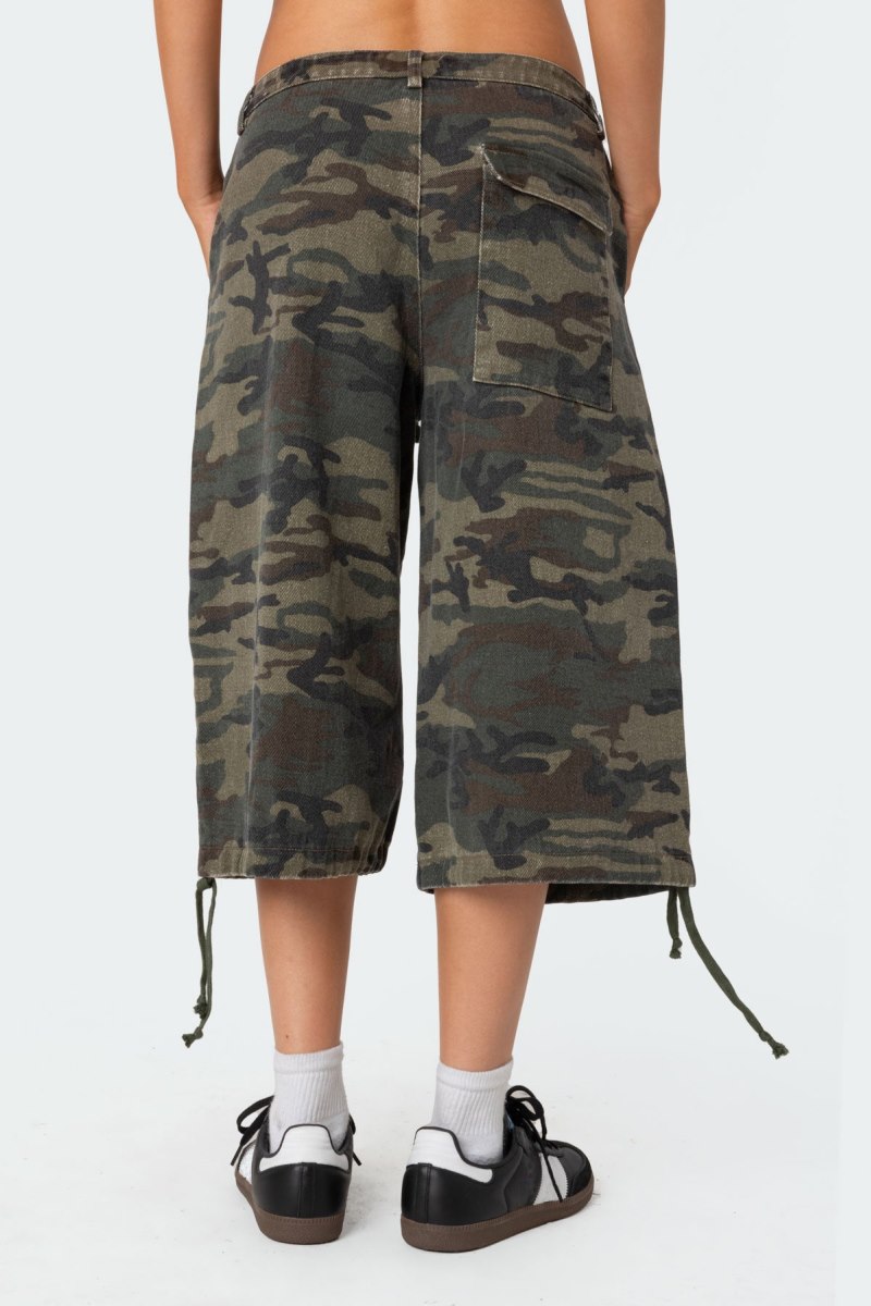 Edikted Camo Cargo Bermuda Shorts Olive | USA UQ494719Z8