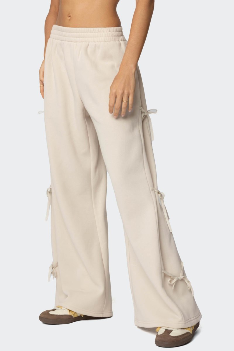 Edikted Claudette Baggy Ribbon Sweatpants Cream | USA IF875147L1